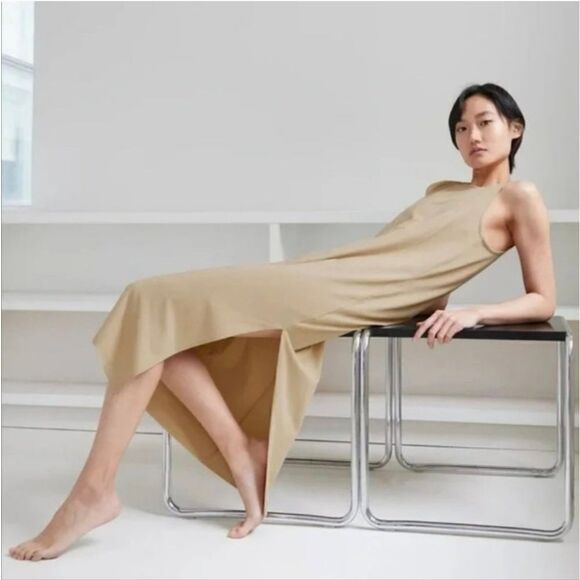 Aritzia The Group by Babaton Evelina Dress size 1X‎ beige midi racer tank dress - Picture 2 of 9